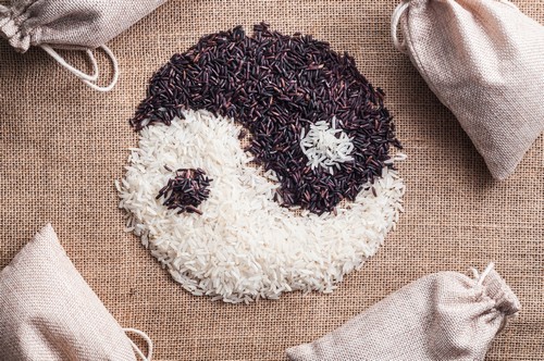 Yin and yang (Rice)