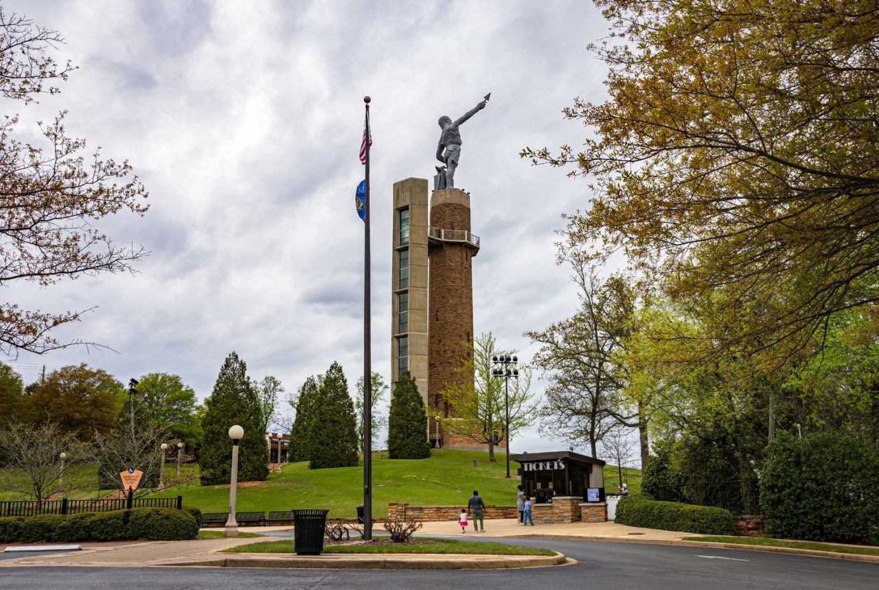 Montgomery · Birmingham · Nashville (460 Km)