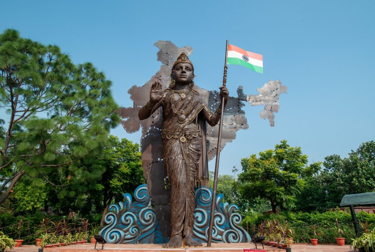 Varanasi · Delhi