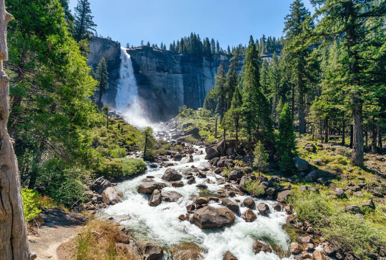 Mammoth Lakes · Yosemite National Park · Oakhurst