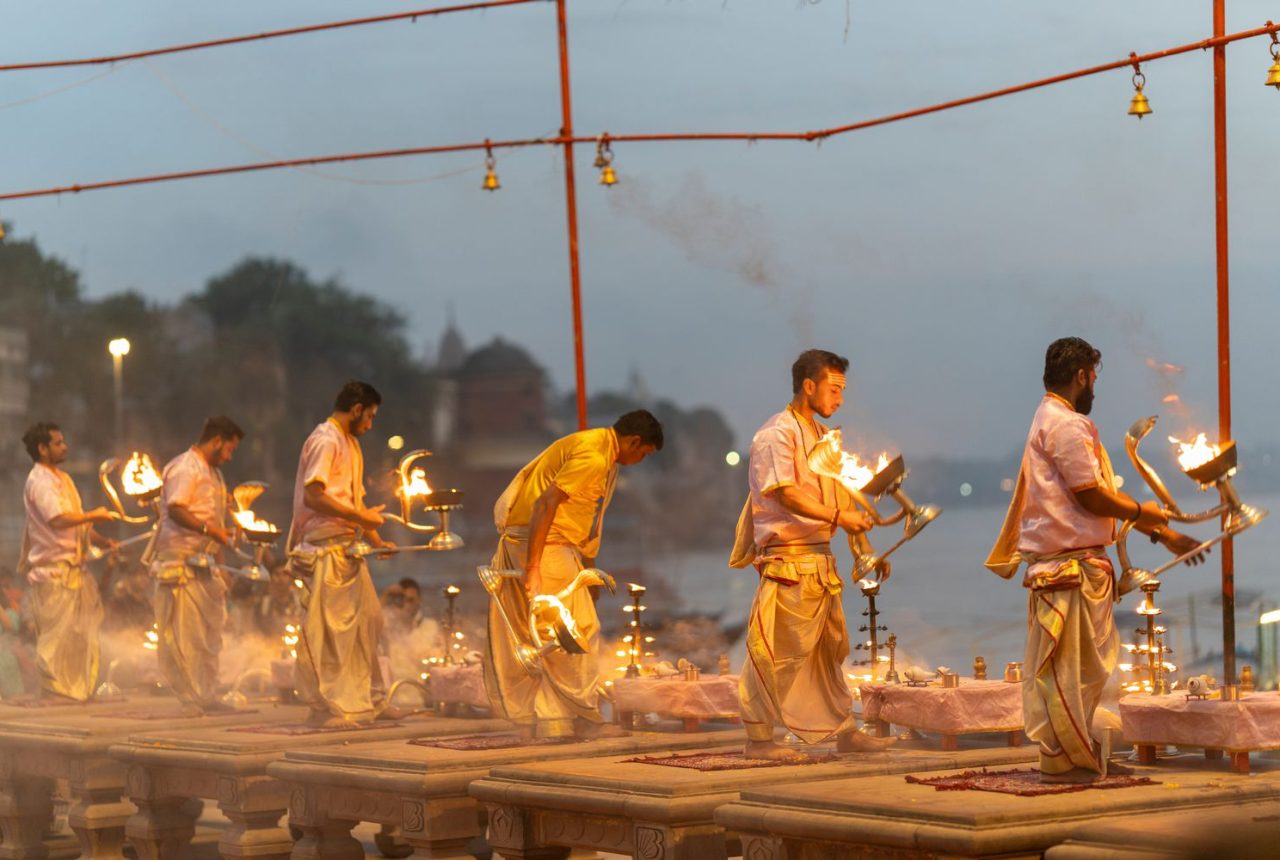 La cerimonia Aarti serale a Varanasi