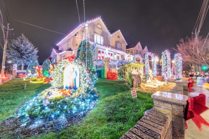 DYKER HEIGHTS natale
