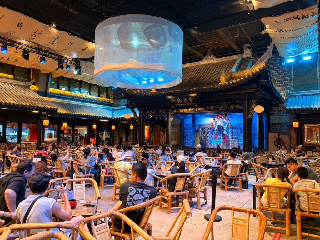 La casa da tè e il palco dell'Opera del Sichuan
