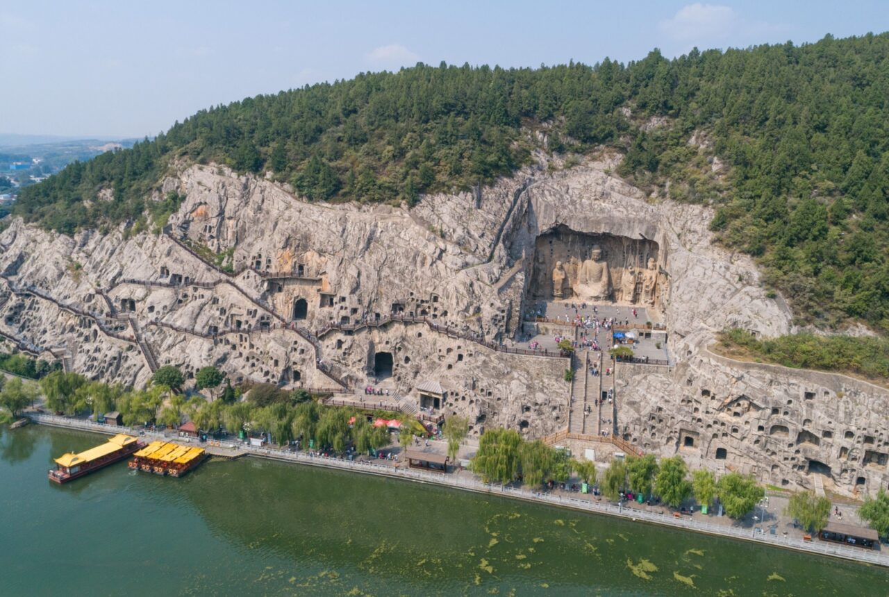 Luoyang e le Grotte di Longmen