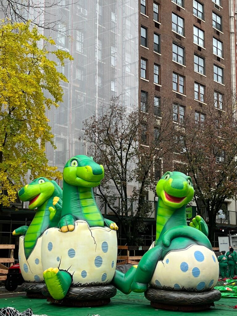 I dinosauri gonfiabili della parata di Macy's