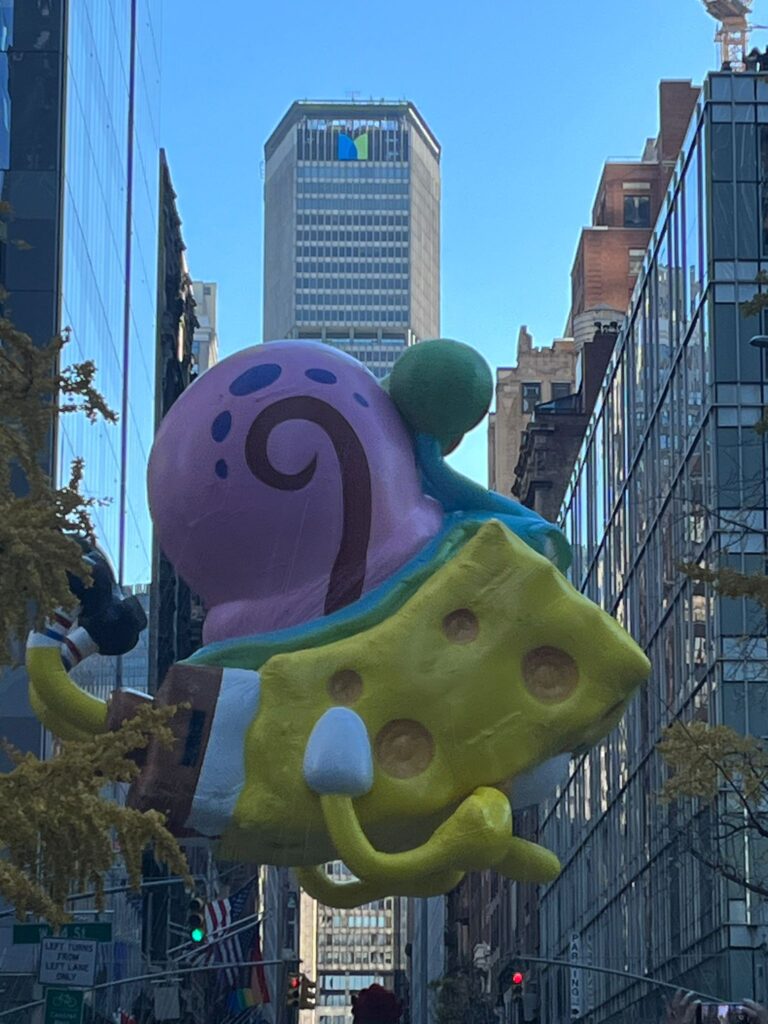 SpongeBob e la lumaca Gary alla parata di Macy's