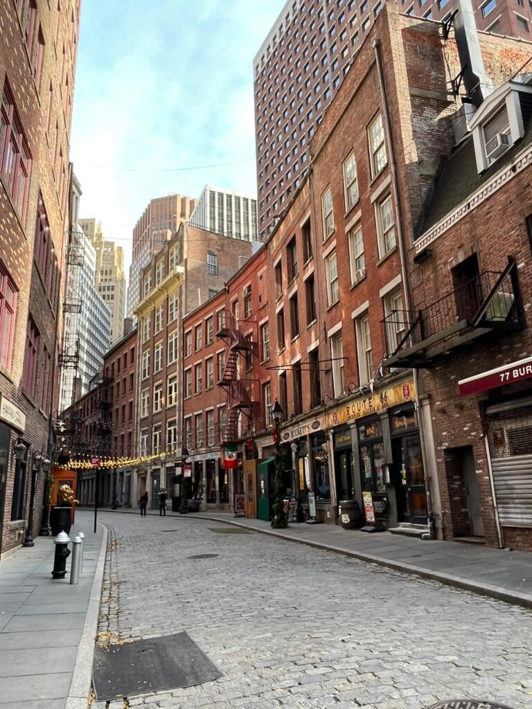 Stone Street, la stradina acciottolata di Downtown